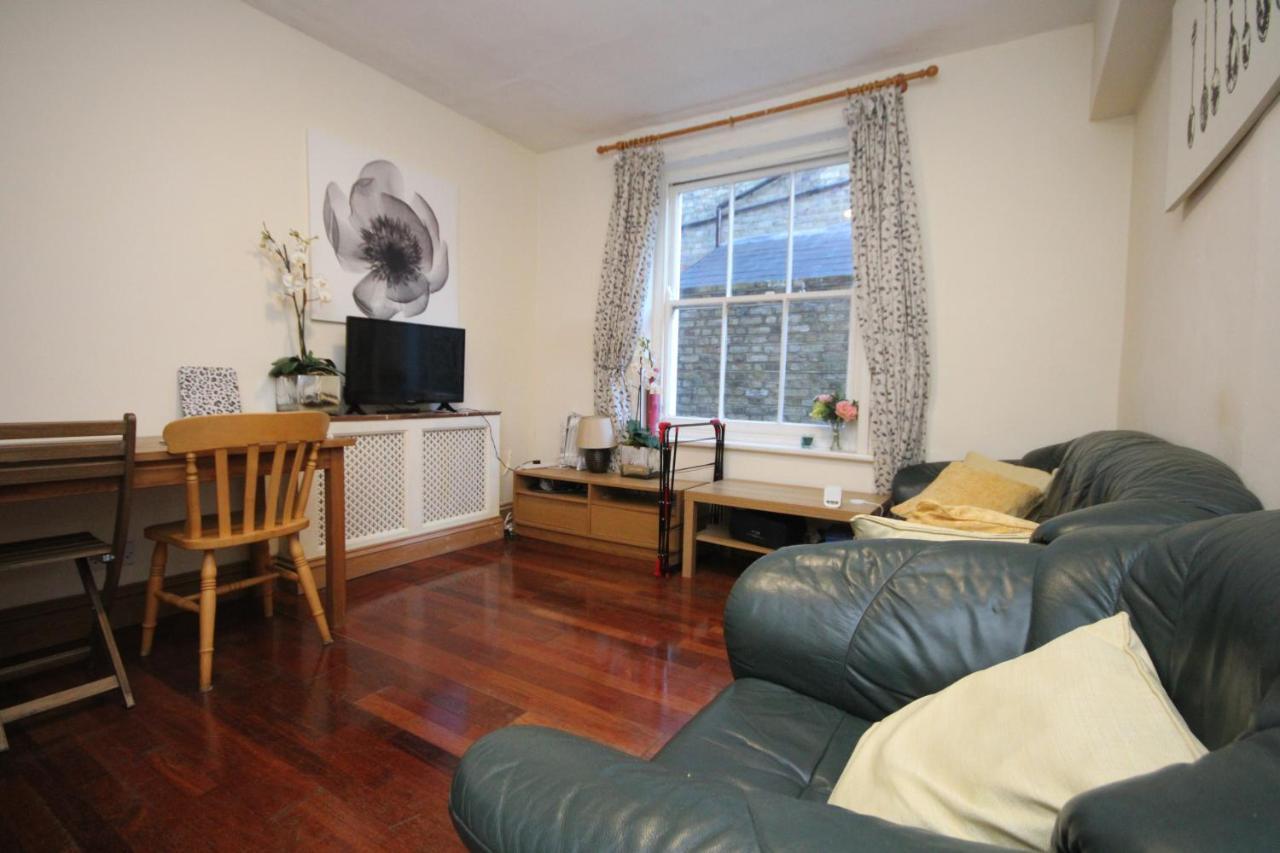 Three Bedroom Flat With Garden In Fulham * Londra